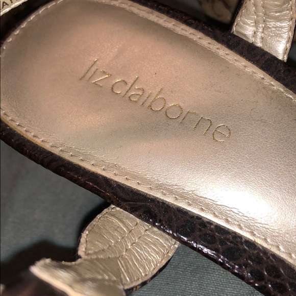 Used sandals by Liz Claiborne size 9 - Picture 4 of 10